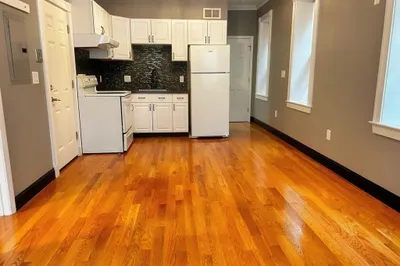 63 Frankfort St #2F 1