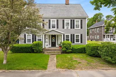 478 Main St 1