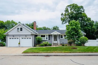 21 Helen Dr 1