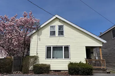 35 Neponset St 1