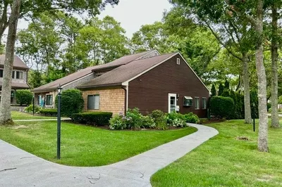 20 Roundhouse Rd #20 1