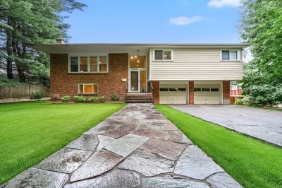 87 Nardell Rd