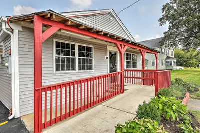 1635 Gar Hwy