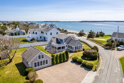 10 Bay Rd 1