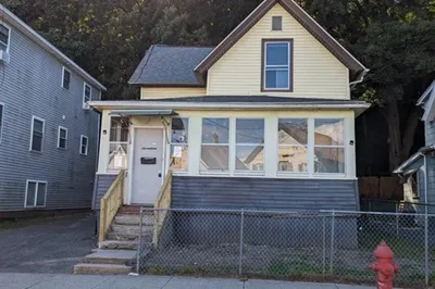 17 Temple Street 1