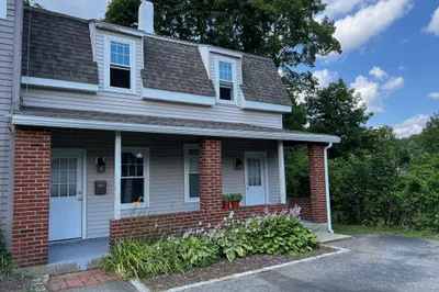 5 Tibbetts StReet #R 1