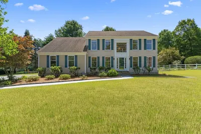 43 Stearns Road 1