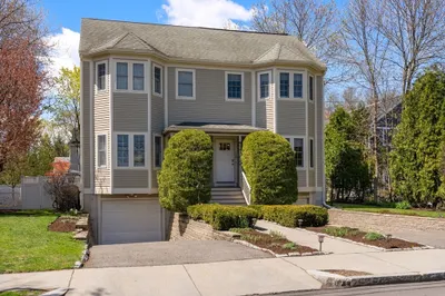 73 Oak Ave #1