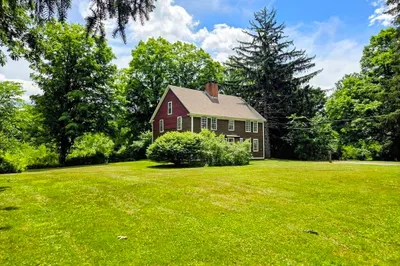 24 Brookfield Rd 1