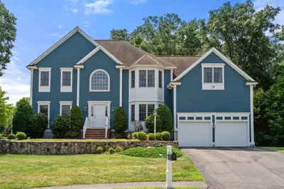 8 Sanford Rd 1