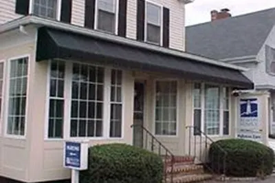 8 Samoset St 1