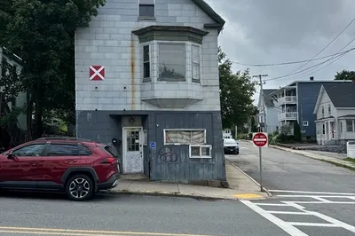 172 Parker St