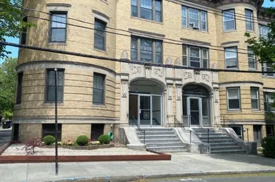 4 Fuller Street #5