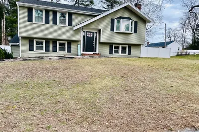 33 Duffy Dr 1