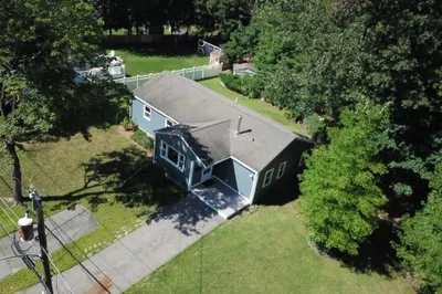 8 Reardon Rd 1