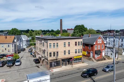 135 Lafayette Sq 1