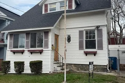 5 Magnolia St