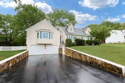 6 Taft Dr
