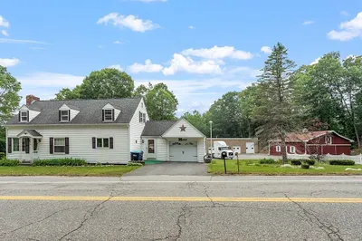 30 Pratts Junction Rd 1