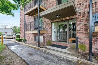 305 Riverside Ave #43 1