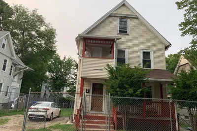 172 Quincy St 1