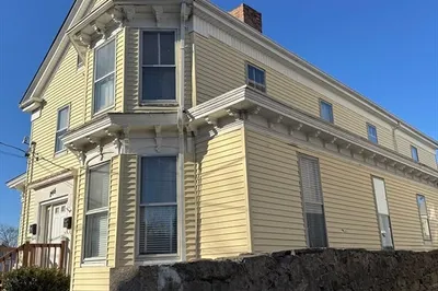 146 Franklin St 1
