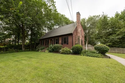 7 Elmwood Street