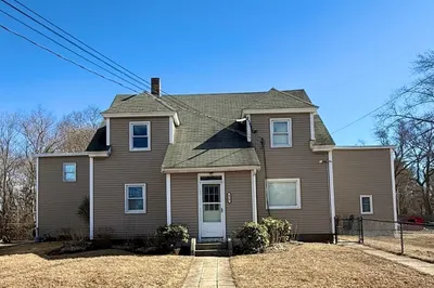 818 Bedford St 1