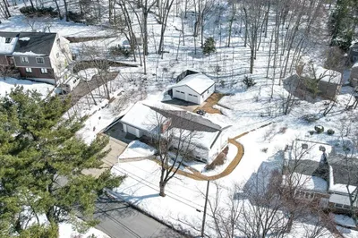 12 Thornberry Road