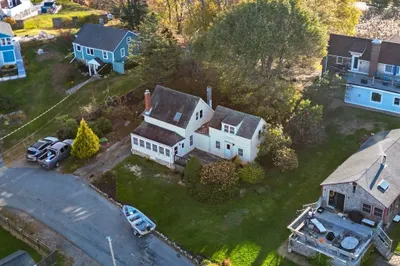 15 Eagle Hill Rd