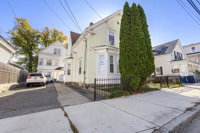62-66 Butler St