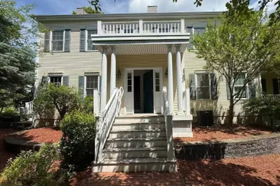 139 Prospect St #1 1