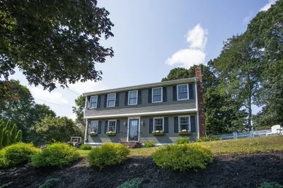 6 Pilgrim Heights 1