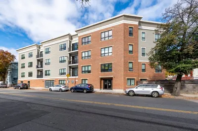 33 Ward St #11
