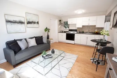108 Decatur St #3 1