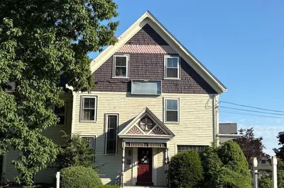 399 S Main St 1
