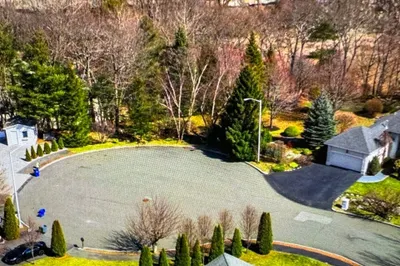11 Kayla Drive 1