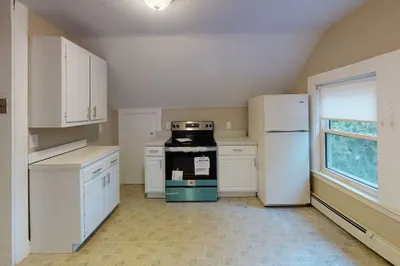 20-22 Upcrest Rd #3