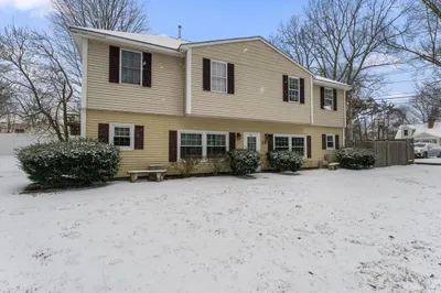 28 Crestview Dr #RHS