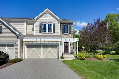 2 Wayside Dr #2 1
