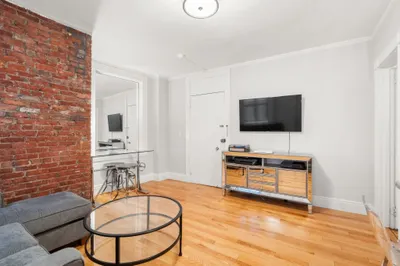 21 Beacon St #3N 1