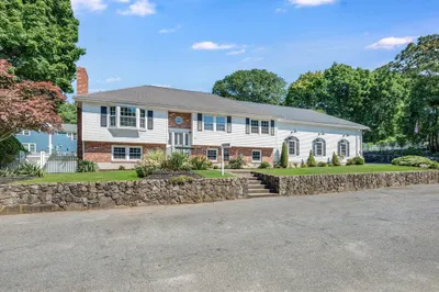 15 Parkview Rd