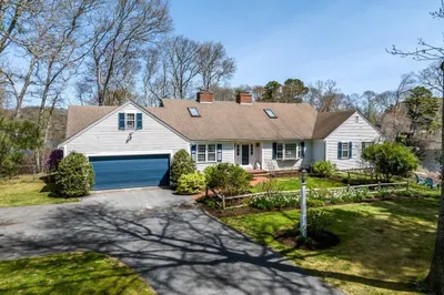 42 Medinah Dr