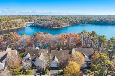 38 Great Pointe 1