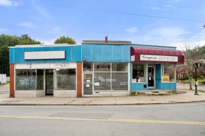 340 & 76 River St / Lexington 1