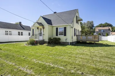 298 Greenwood St 1