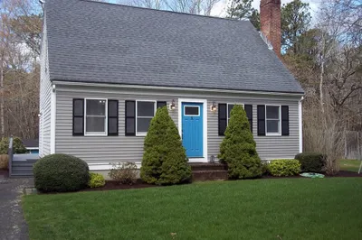 51 Old Schoolhouse Rd