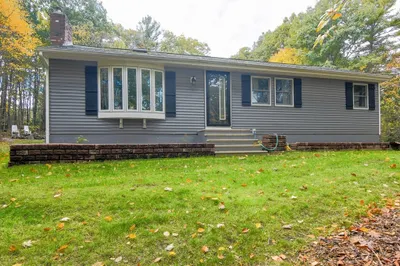 85 Paddock Rd