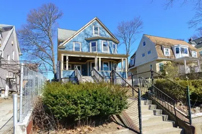 152 Beech St 1