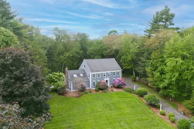 25 Bogastow Circle 1